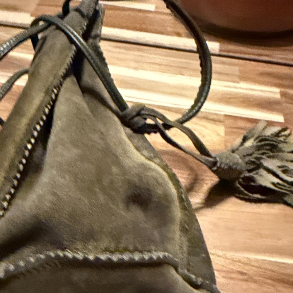 Bottega Veneta Olive Green Suede Shoulder Bag - Picture 6 of 9